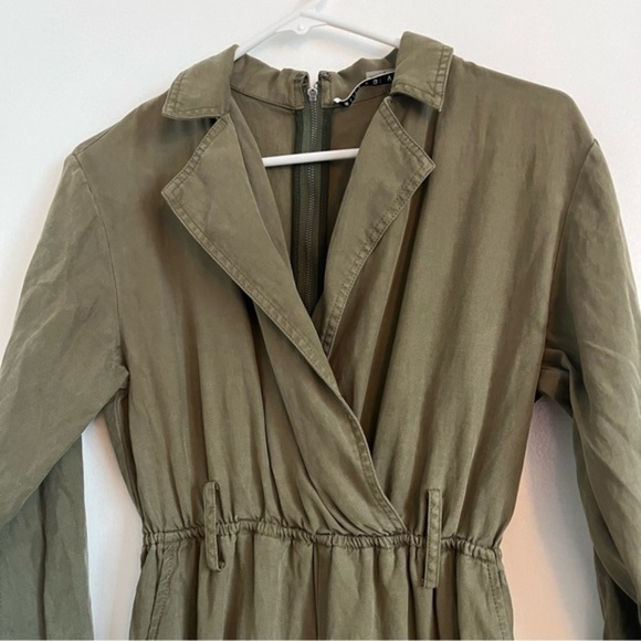 Alice + Olivia • Jumpsuit Joel Sleeveless Cargo Utility Olive Green $395 - Picture 7 of 12